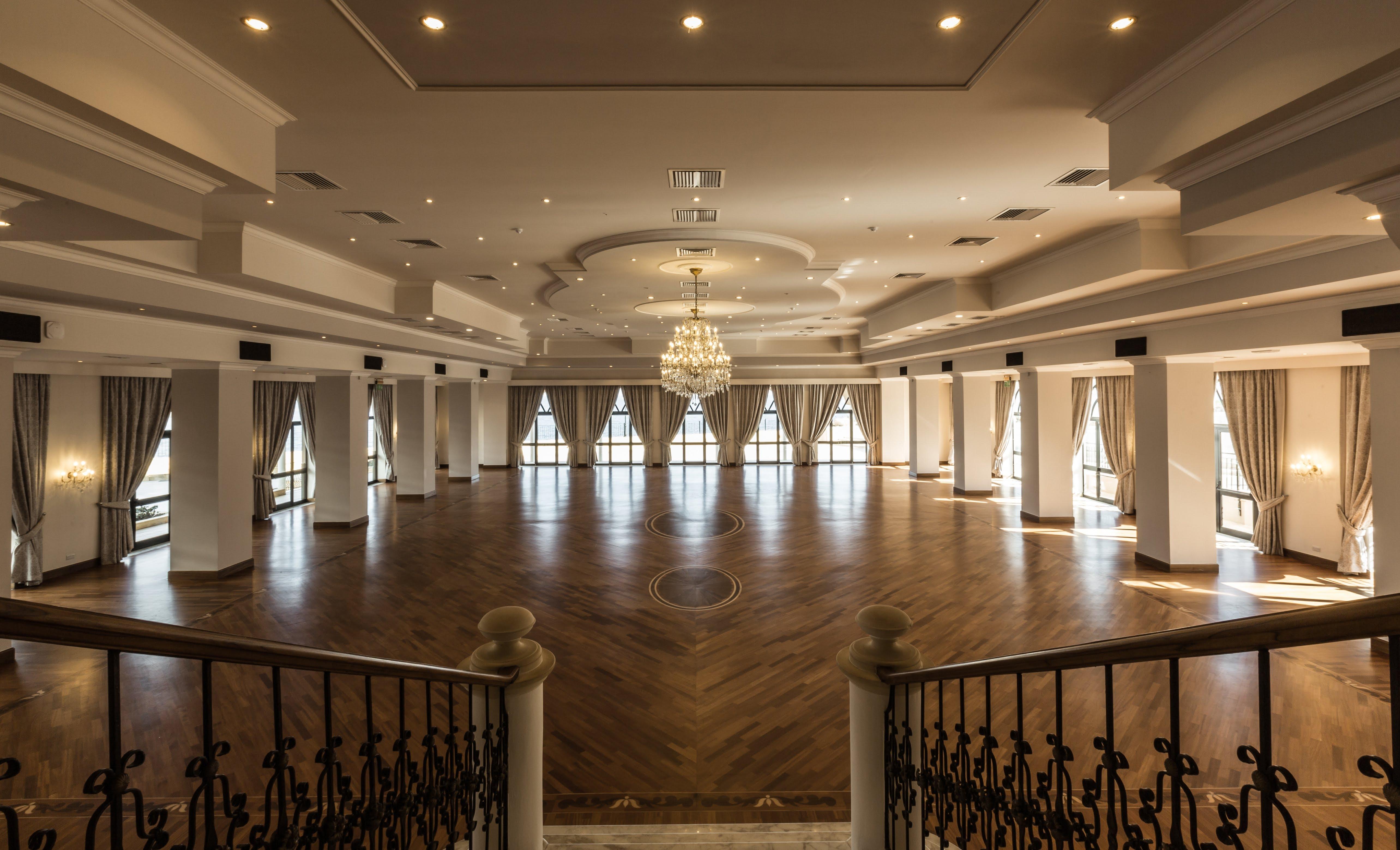 Radisson Blu Resort, Malta St. Julian'S Exterior photo The ballroom at the 2010-opened Hilton Garden Inn in San Francisco