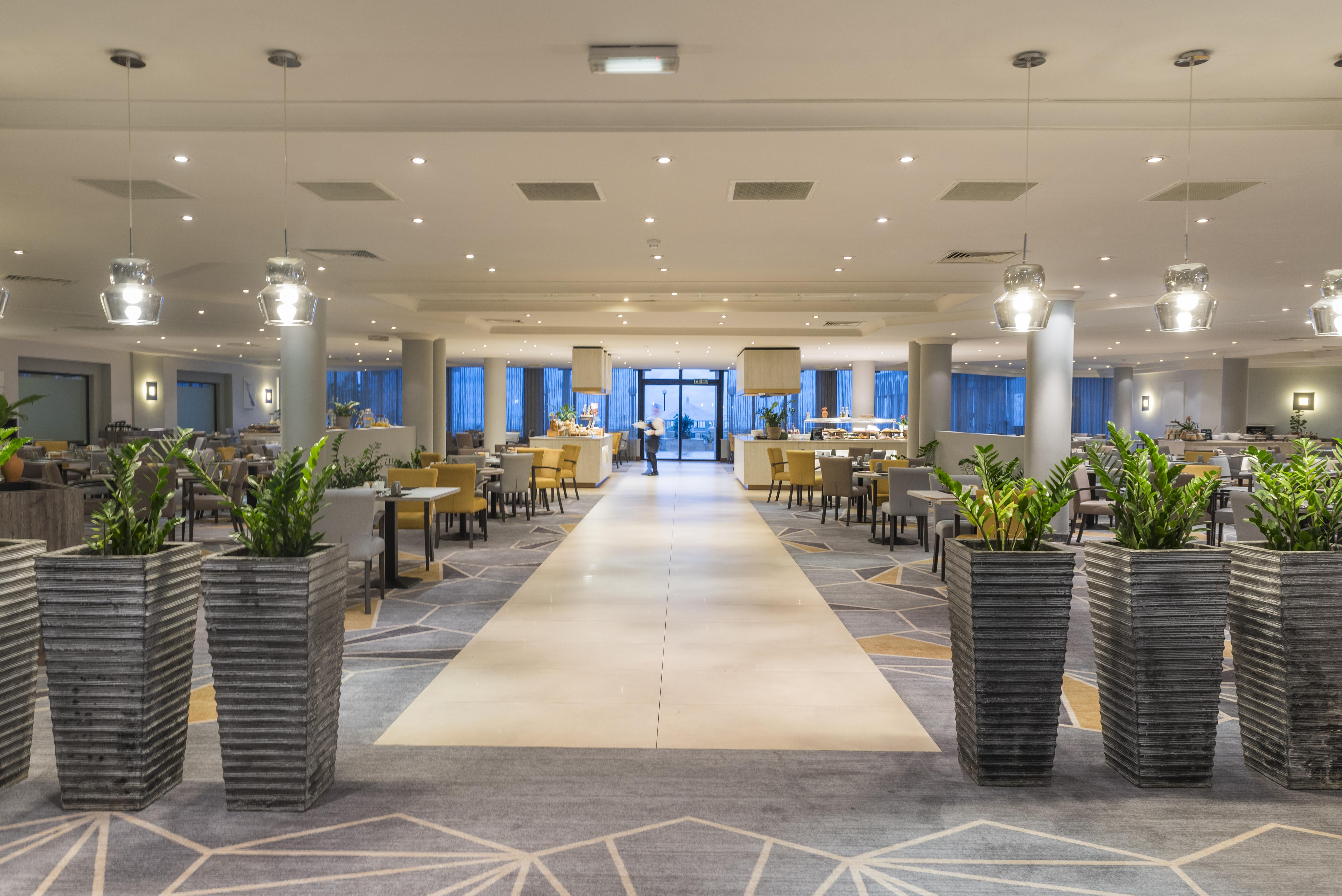 Radisson Blu Resort, Malta St. Julian'S Exterior photo The interior of the hotel