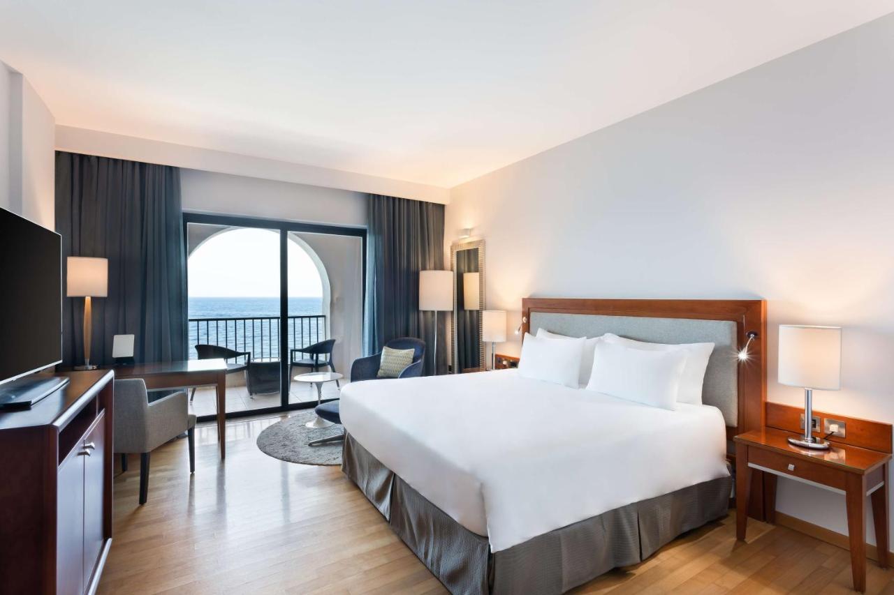 Radisson Blu Resort, Malta St. Julian'S Exterior photo Deluxe room