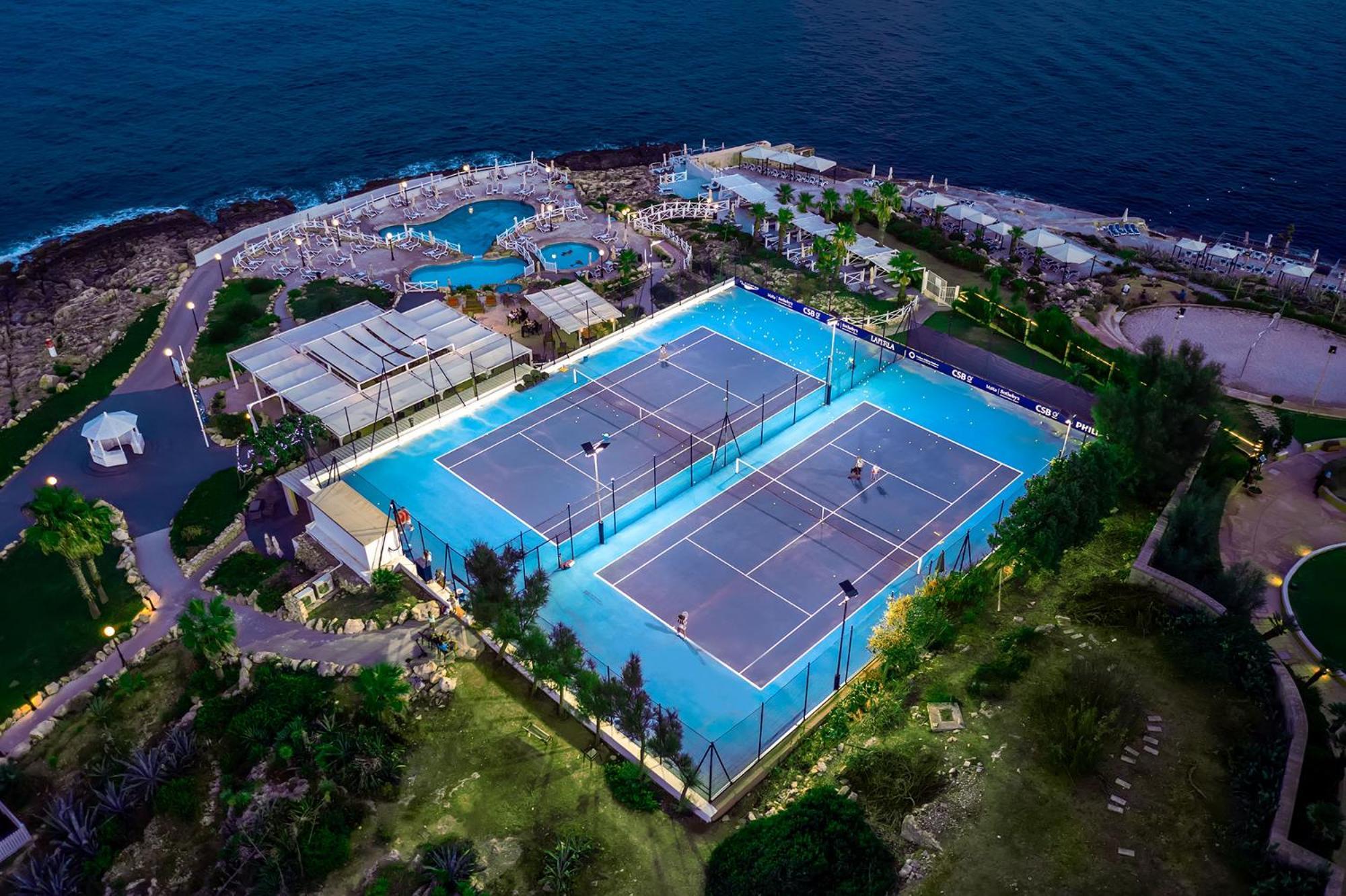 Radisson Blu Resort, Malta St. Julian'S Exterior photo Tennis Club