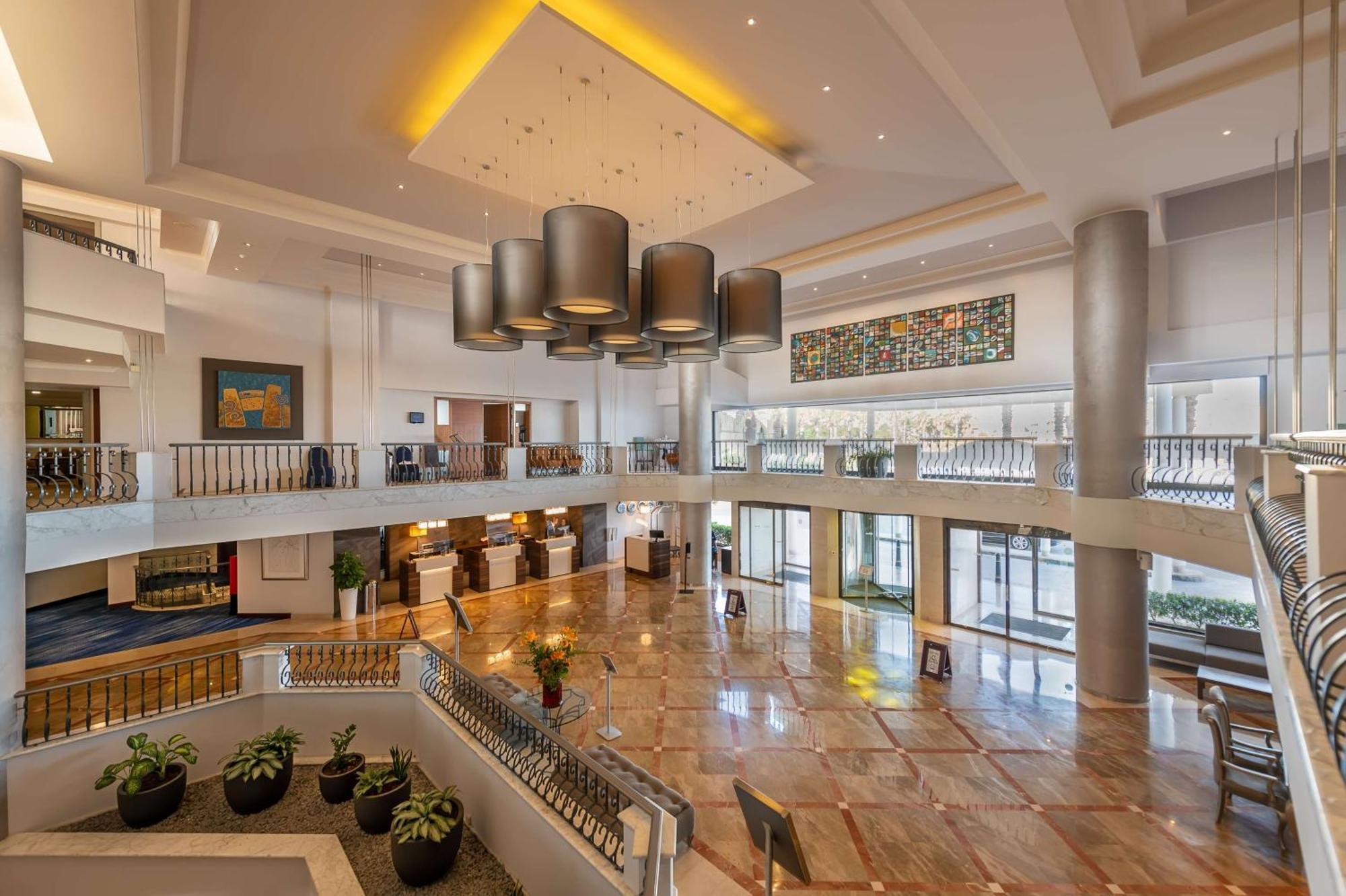Radisson Blu Resort, Malta St. Julian'S Exterior photo The lobby of the hotel