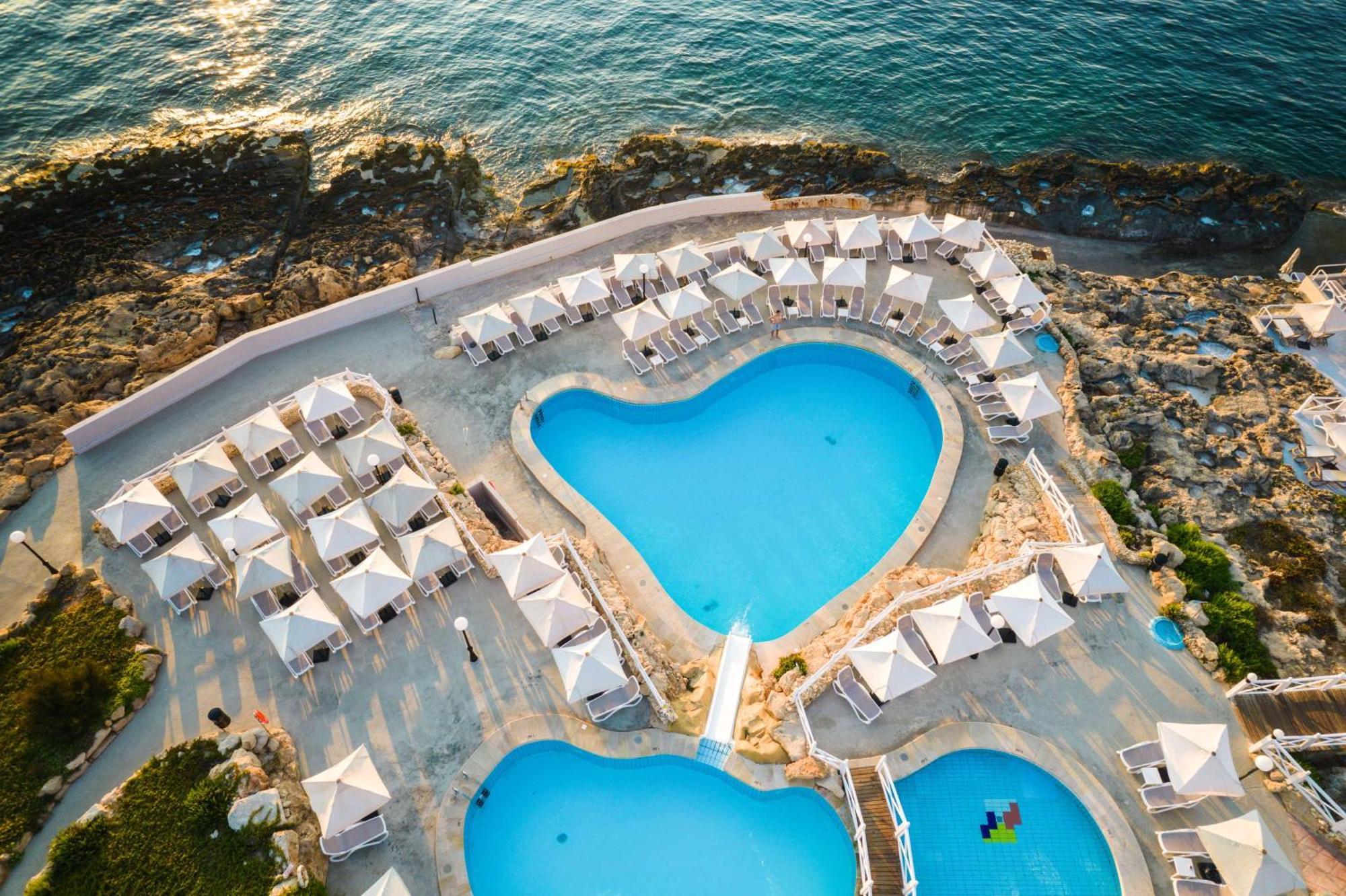 Radisson Blu Resort, Malta St. Julian'S Exterior photo Aerial view of the resort